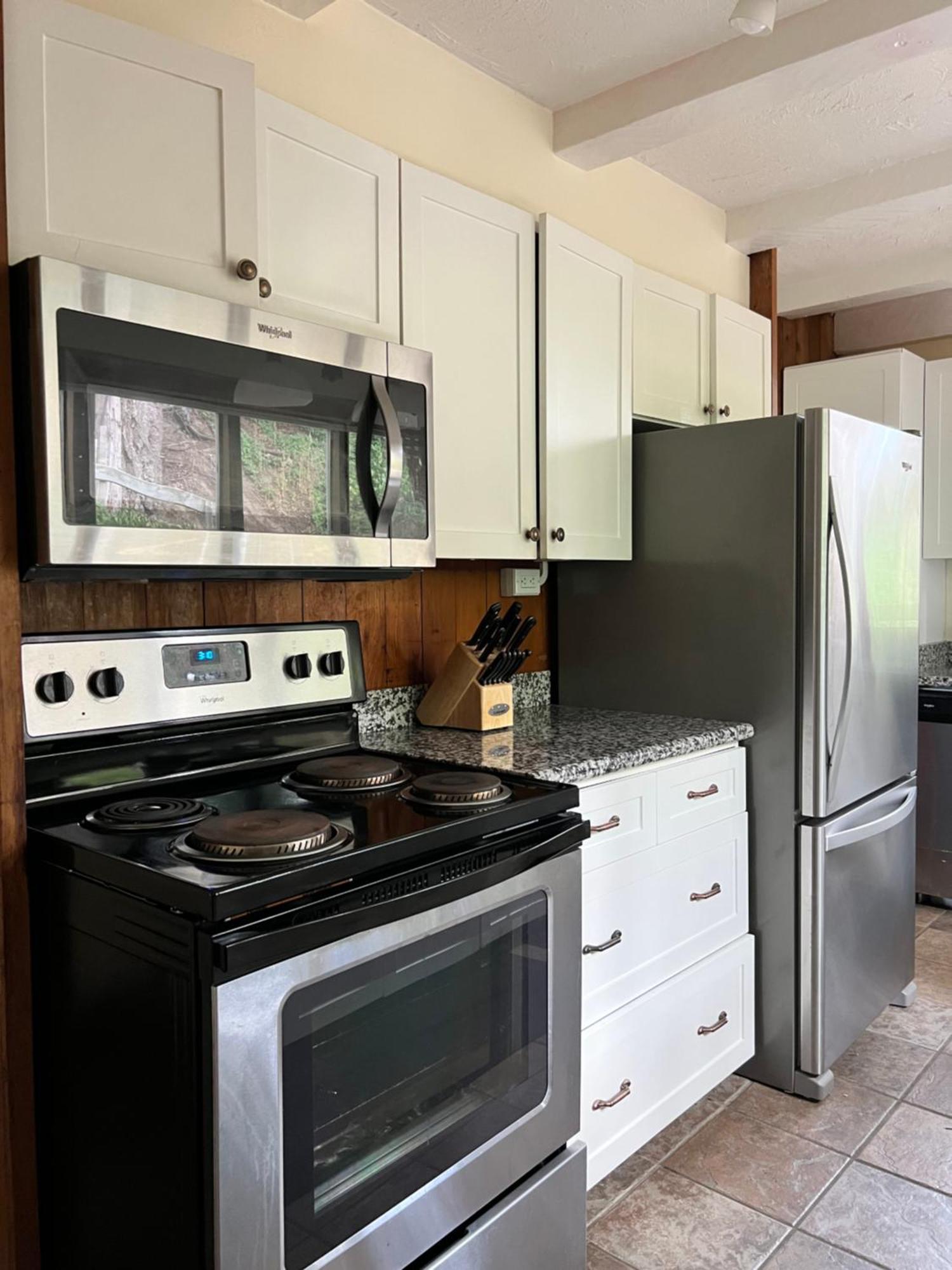 Sea Edge Motel Parksville Ngoại thất bức ảnh