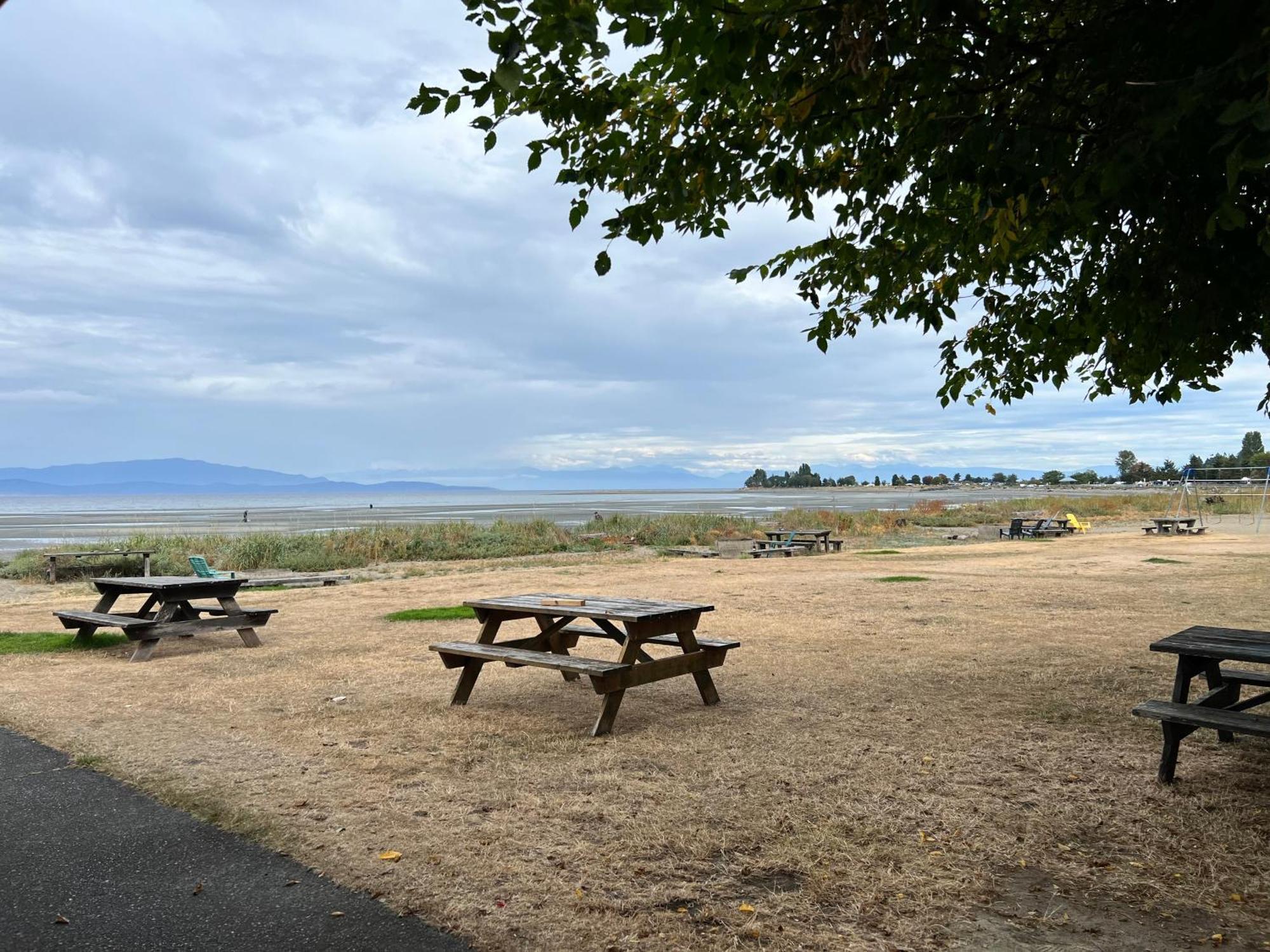 Sea Edge Motel Parksville Ngoại thất bức ảnh